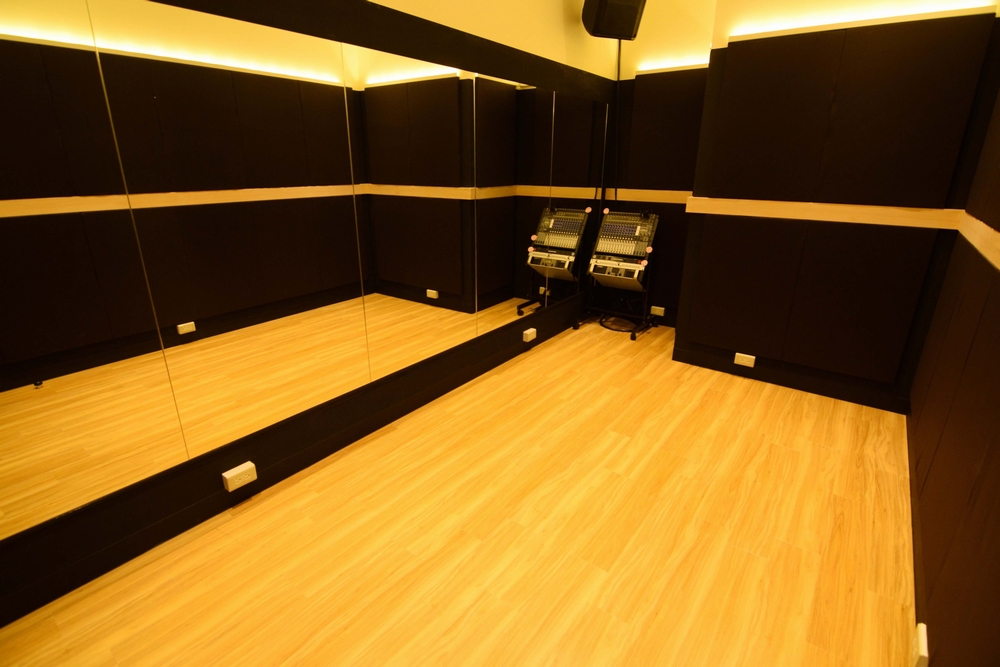 名古屋ささしまライブ店4studio